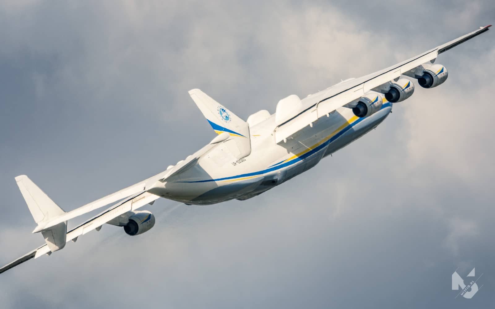 2020_04_14, An-225 Mrija, Warszawa Ok?cie