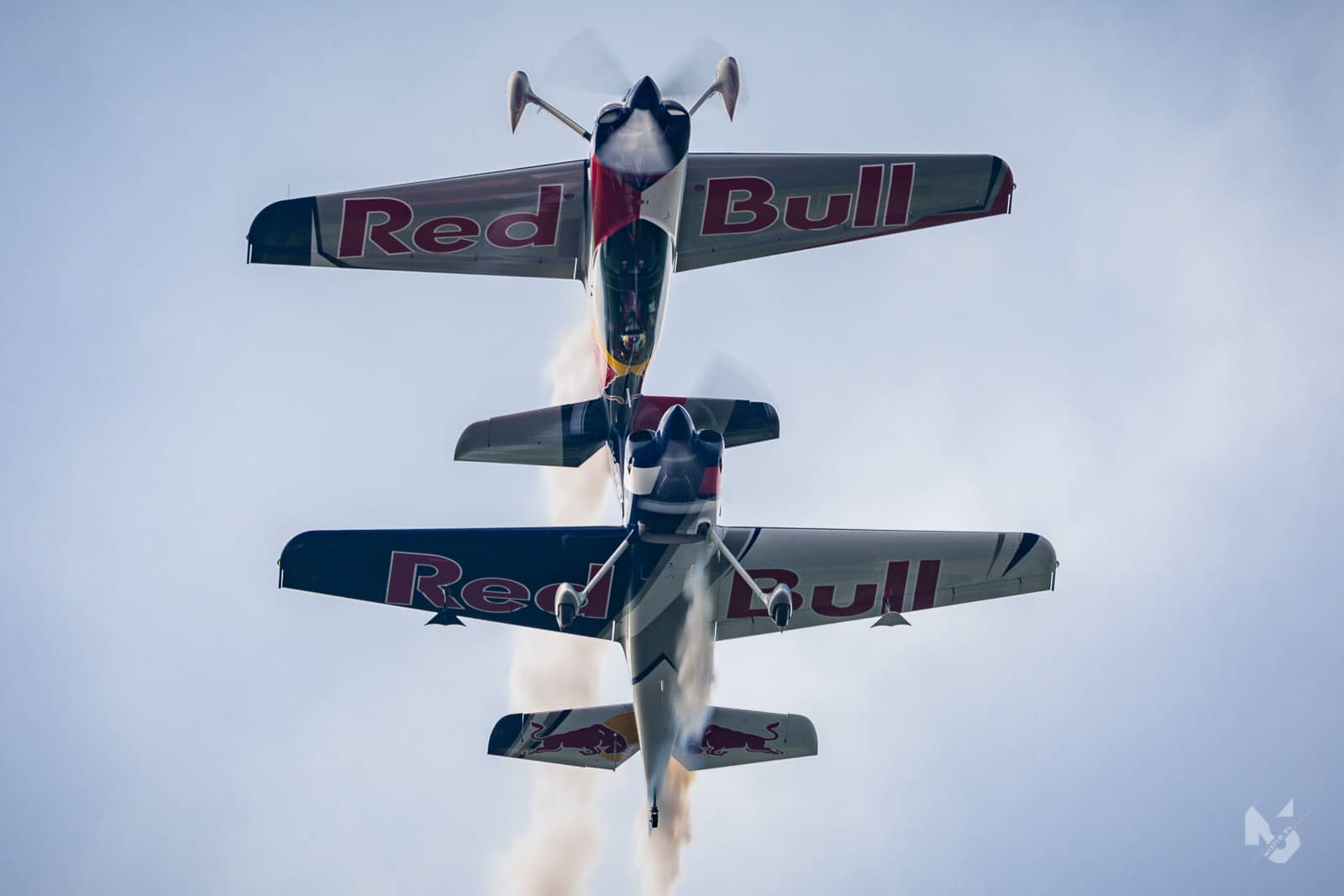2019_05_11, Lotnicza Majówka, Flying Bulls Aerobatic Team