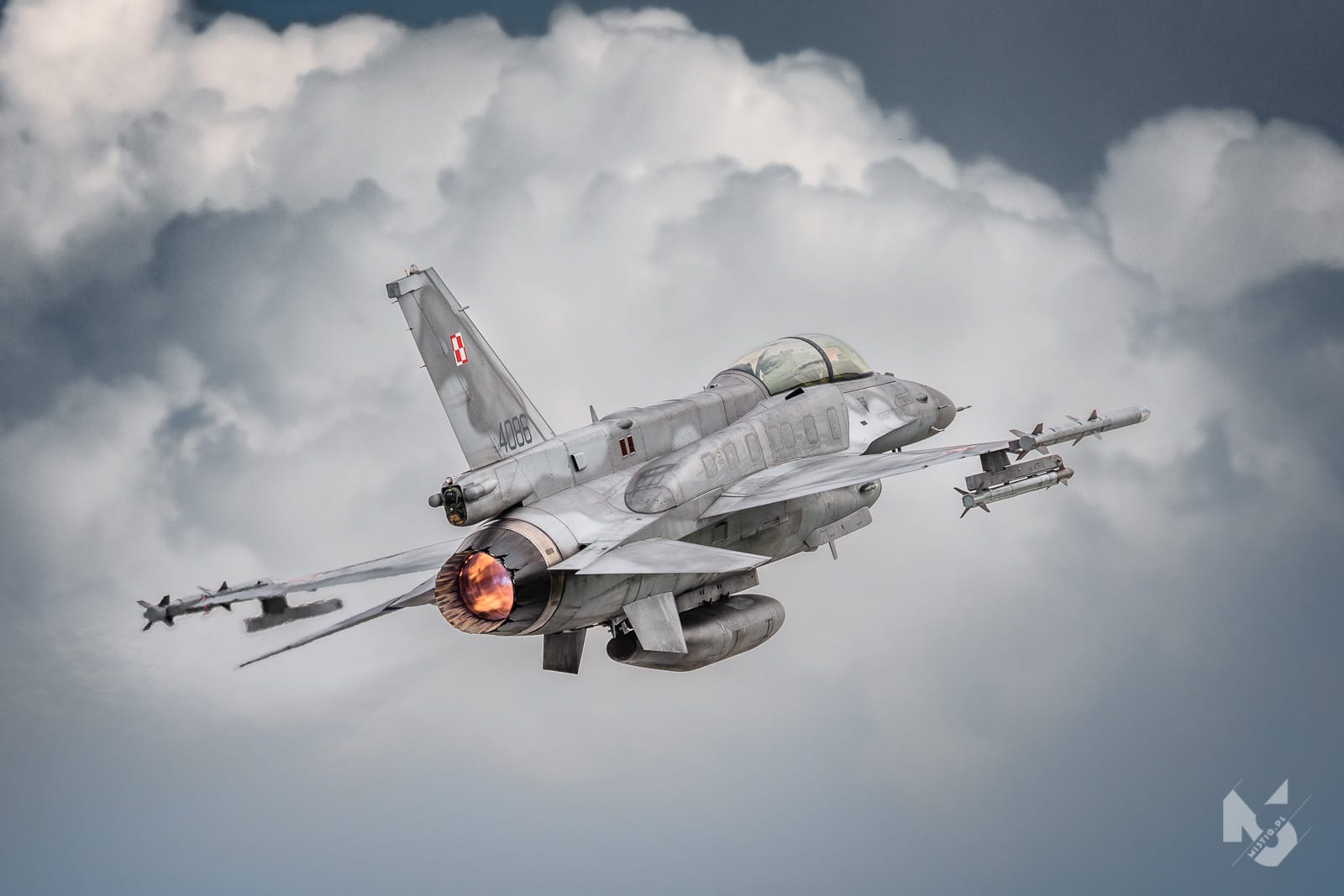 2021_07_28, Akademia Nikona, Łask, F-16-16