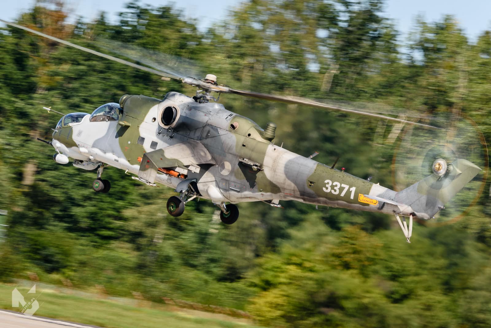 2021_08_22, Aerobaltic 2021, Mi-24, Czech Air Force