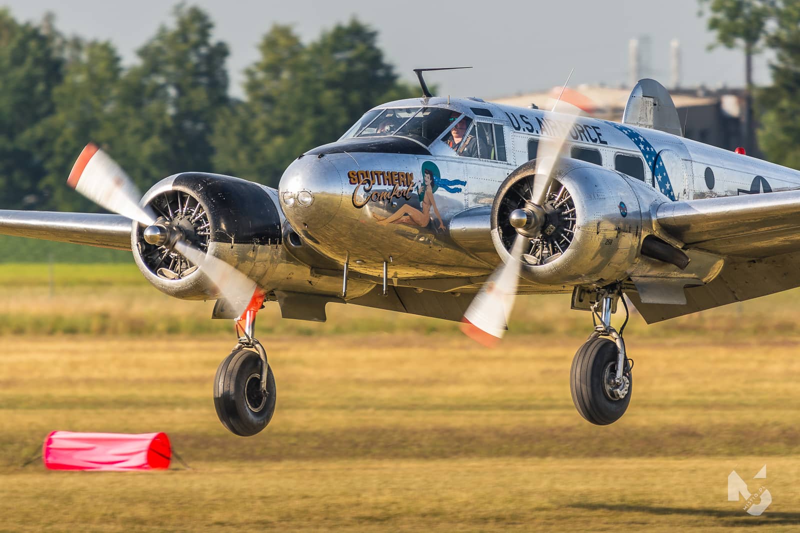 2022_06_18, Antidotum Airshow, Beech C45H Expeditor