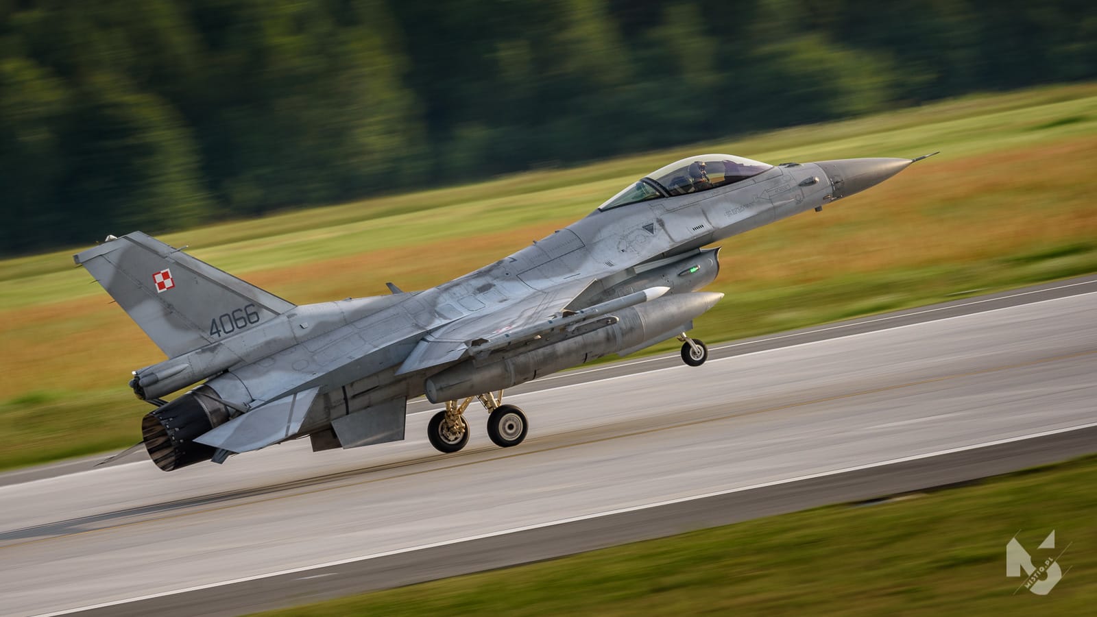 2021_07_27, Akademia Nikona, Łask, F-16