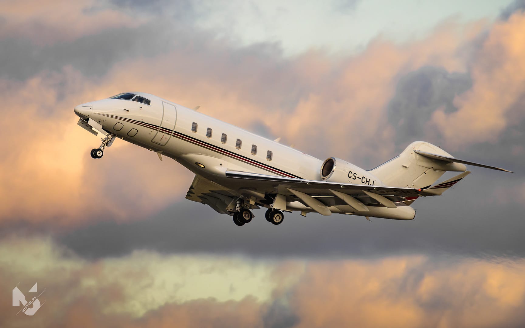 2023_11_26, Bombardier Challenger 350