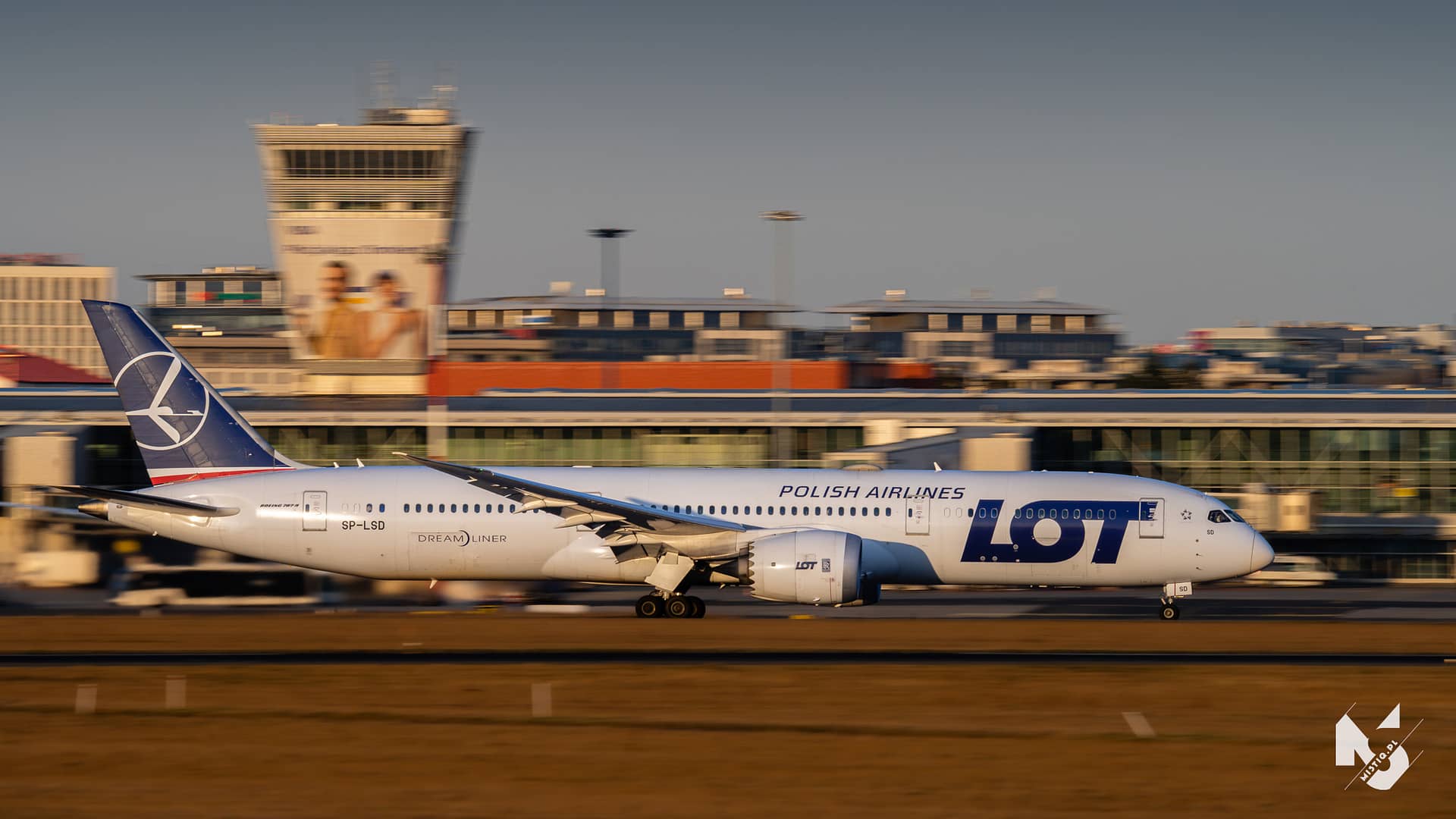 2025_03_15, Warszawa-Okęcie, Boeing 787 Dreamliner